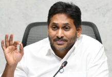 ఉత్తరాంధ్ర వలసలకు చెక్ పెట్టేందుకు జగన్ మార్క్ డ్రామా బీసీ గర్జన..?