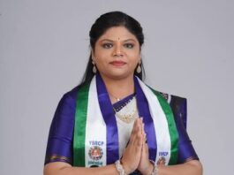 మమతా బెనర్జీ ఫార్ములా ఫాలో అవుతున్న బొత్సా అనూష..!